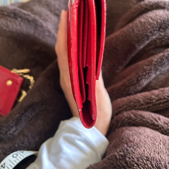 Authentic Louis Vuitton Red Vernis Leather Long Wallet - Picture 9 of 11